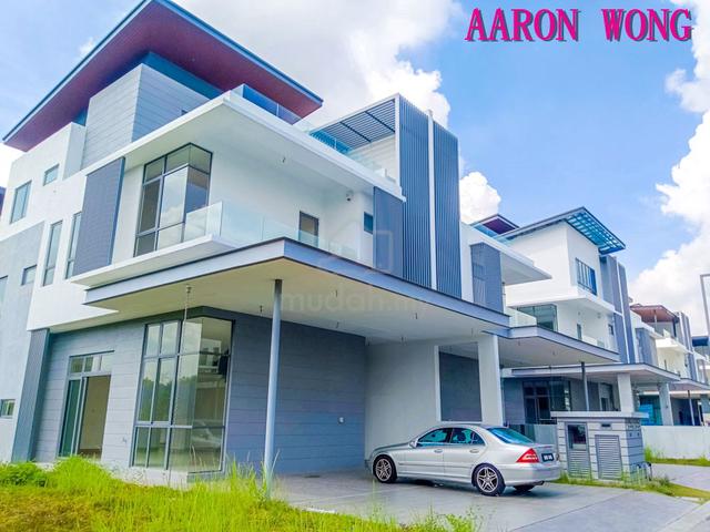 [Corner Lot] Broadleaf Residences @ Kota Kemuning, Shah Alam, Selangor 1