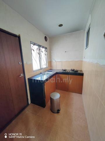 Setia impian4 Setia alam partily furnished kitchen extend klang sel 1