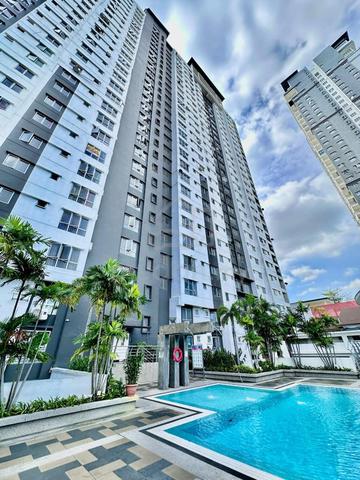 Medium Room Axis Residence Ampang 1