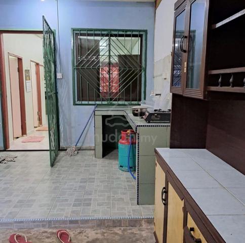 Landed house for rent (Kinarut) 5