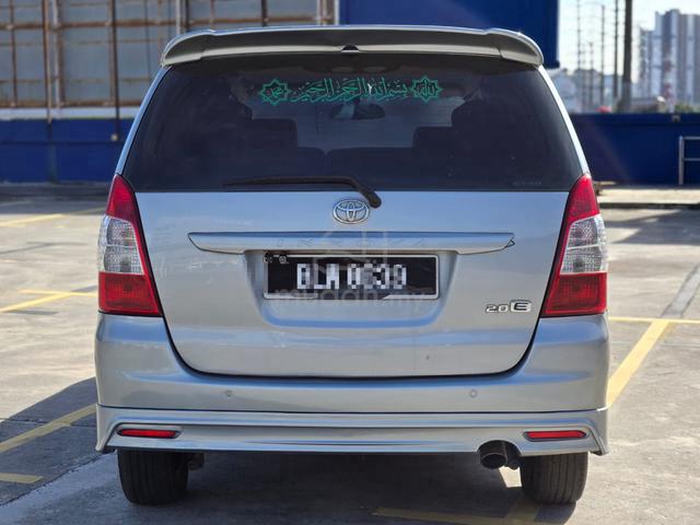 2012 Toyota INNOVA 2.0 E Facelift (A) - 5