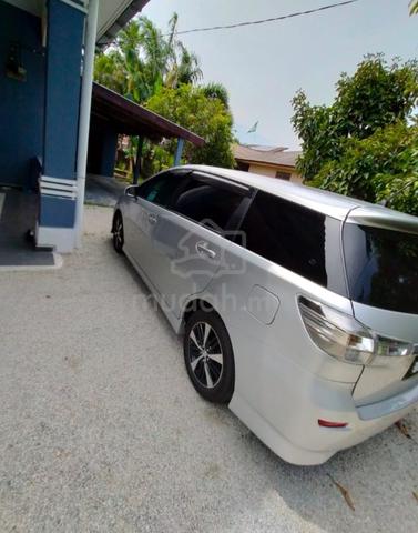2009 Toyota WISH A) - 3