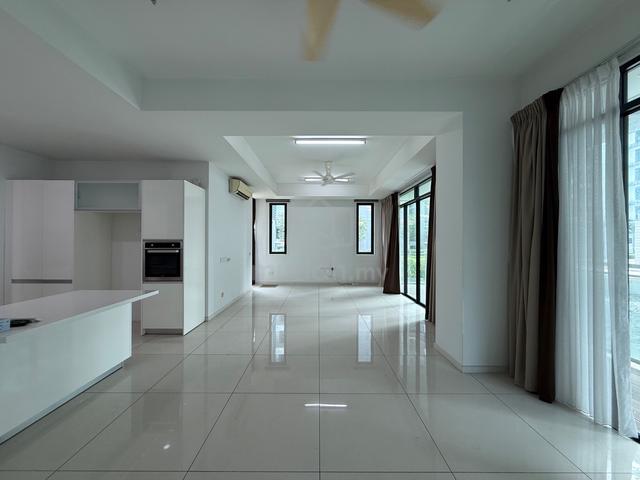 Corner Bungalow Light Collection 1 Keys On Hand Prime Location 1