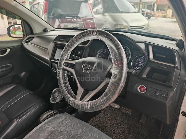 2017 Honda BR-V 1.5 V -- (A) - 4