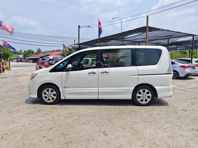 2013 Nissan SERENA FULL SPEC 2.0 (AUTO) - 2