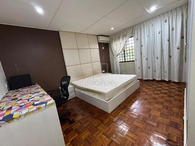 Jalan tun Hussein onn double storey for rent 1