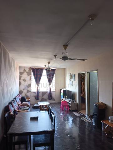Putatan Platinum Apartment 1