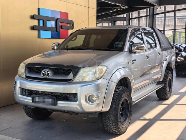 2010 Toyota Hilux 2.5 Manual MT DIESEL DOUBLE CAB - 1