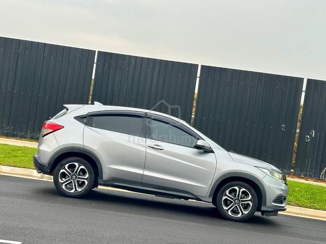 Honda HR-V 1.8 E🔥CARKING LOW MILEGAE‼️‼️‼️ - 2