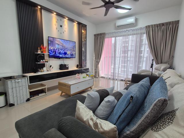 Admiral Residences 1