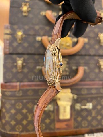 Carousel Image