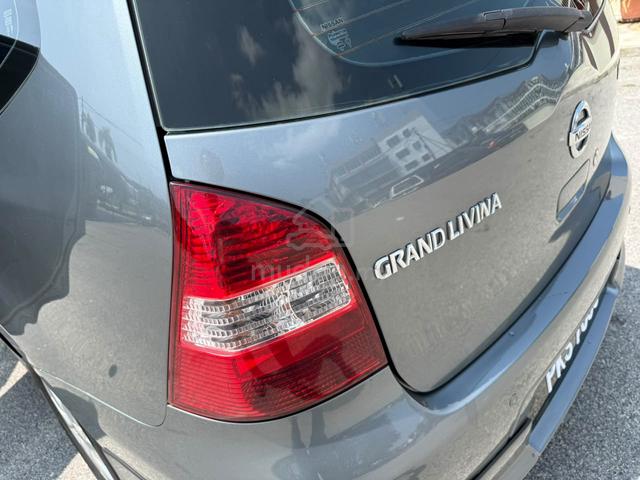 1 Owner 2012 Nissan Grand Livina 1.6 (A) Facelift - 2