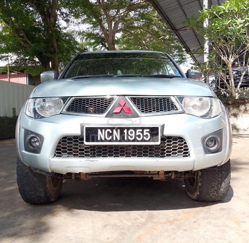 2011 Mitsubishi Triton 2.5 (M) Turbo Diesel 4x4 - 2