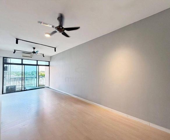 Sky Gardens Residences 1