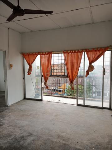 Taman Kosas Flat (Jalan Kosas 3) 1