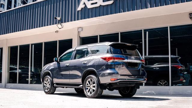 Toyota FORTUNER 2.7 SRZ 4WD SUV 7 SEAT L.SEAT 2017 - 2