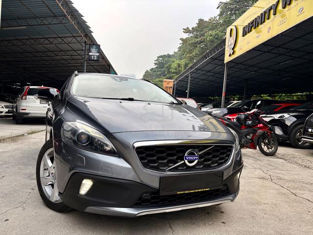 2016 Volvo V40 2.0 CROSS COUNTRY T5 🎉 LIMITED STO - 1