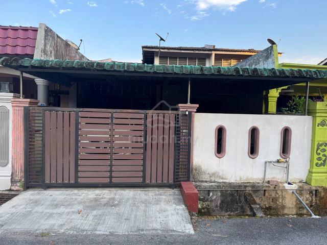 FULL LOAN Open Facing Single Storey Taman Makmur Kulai Non Bumi Lot 1