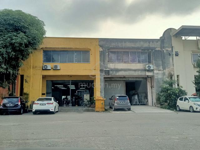 1.5 Storey Terrace Factory, Sg Chua for Rent 1