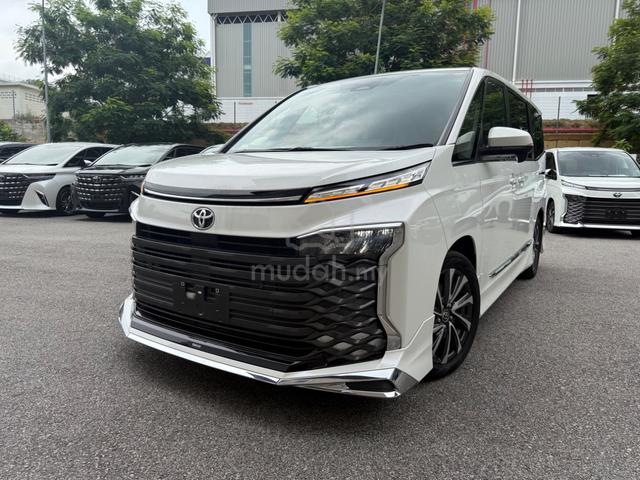 2022 Toyota VOXY 2.0 S-Z MODELISTA BODYKIT - 1
