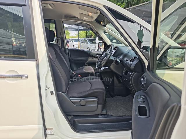 2013 Nissan SERENA FULL SPEC 2.0 (AUTO) - 5