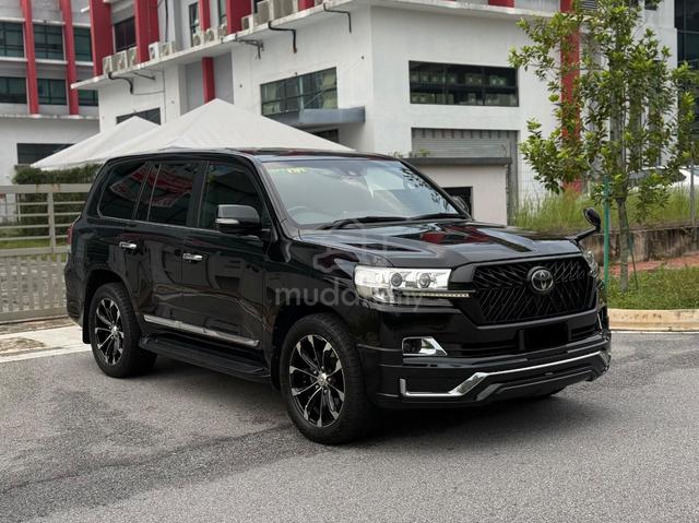 2017 TOYOTA LAND CRUISER Zx 4.6 URJ202 | SUNROOF - 1