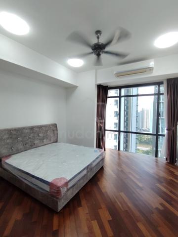 Grand Medini 1