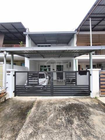 Taman Scientex Kulai 2 - Near Toll Kulai - Fully Renovation Full Loan 1