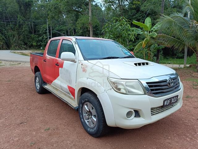 2010 Toyota HILUX 2.5 Manual - 1