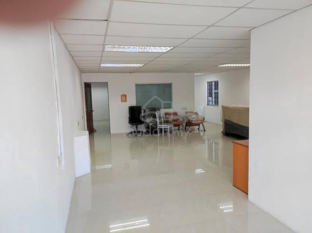 Factory Warehouse, Jalan Sungai Buaya, Simpang Perodua Sg Choh, Rawang 1