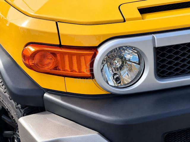 TOYOTA FJ CRUiSER 4.0 PETROL COLOUR PACKAGE D-LOCK - 4
