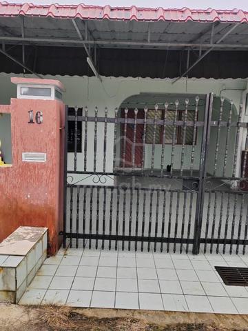Taman universiti single storey low cost 1