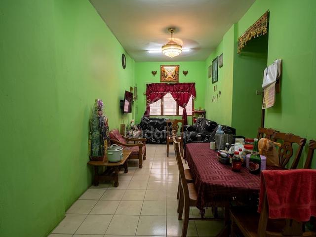 Impian Sentosa 1