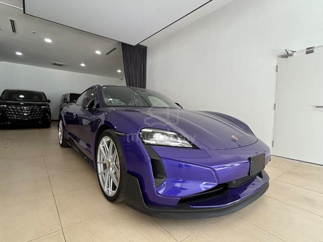 2025 Porsche TAYCAN TURBO GT WITH WEISSACH - 2