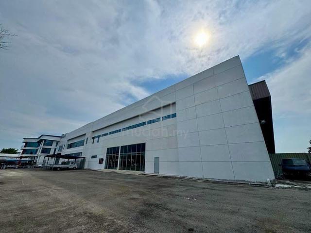 DETACHED FACTORY 10.38 ACRE At NIBONG TEBAL GOOD CONDITION WORTH RENT 1