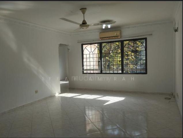 saujana apartment 1