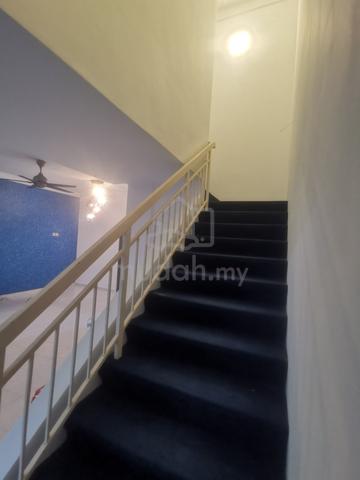 Bandar saujana putra jenjarom double storey house for rent 1