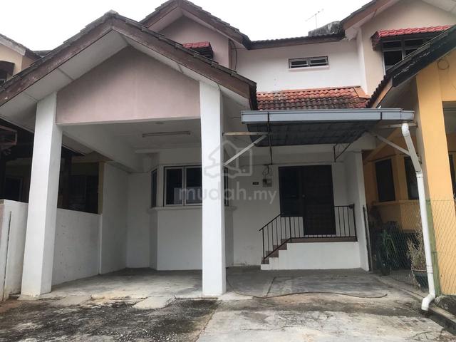 Taman Bukit Ampangan Seremban, Double storey house for sale 1