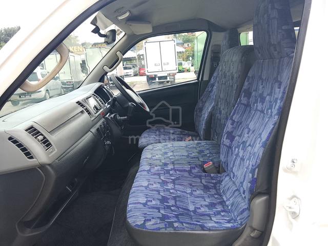 2010 Toyota HIACE 2.5 WINDOW VAN (M) Low Roof - 5