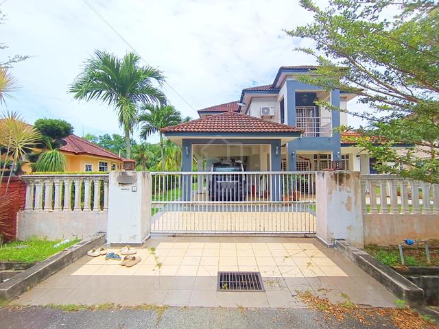 Double Storey BUNGALOW, Taman Pantai Sepang Putra, Sungai Pelek 1