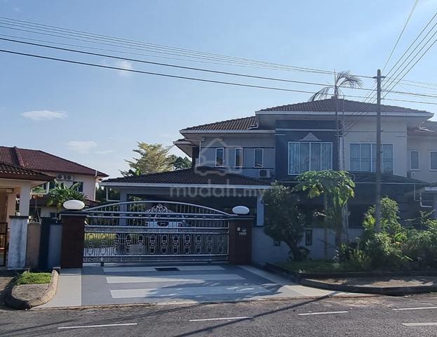 Double Storey Semi-Detached House at Jalan Riveria Kuching - Samarahan 1