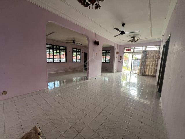 1 Storey @ Bandar Seri Alam/ Masai/ Jalan Suria/ Corner Lot/ Cheapest 1