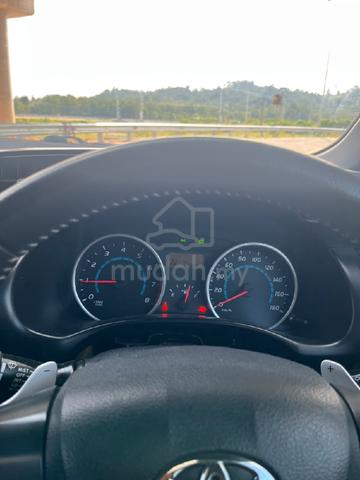 2010 Toyota WISH 1.8 S - 5