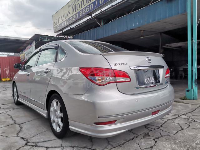 2012 Nissan SYLPHY 2.0 LUXURY NAVI (A) - 2