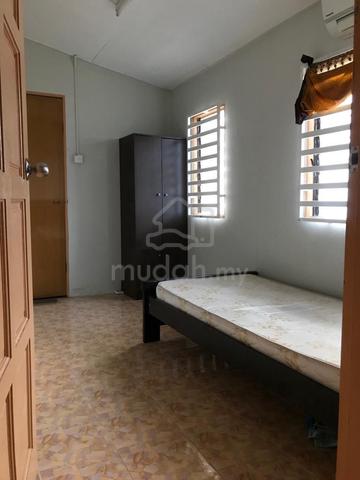 Bilik sewa untuk wanita di Kerteh 1