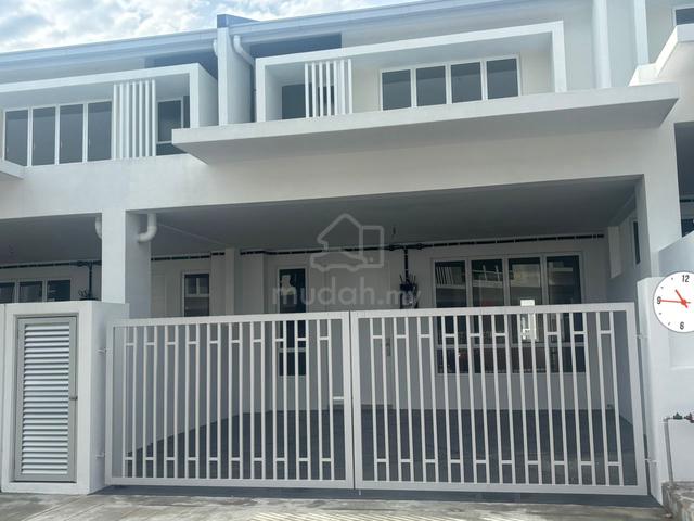 FOR RENT | Double Storey House @ Taman Irama Sendayan 2, Labu 1
