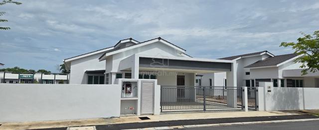 Kedah Sungai Petani Freehold Bungalow House For Sale 1
