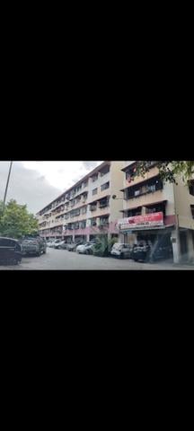 Shop Lot @ Office, Jalan BS 11, Taman Bukit Serdang 1