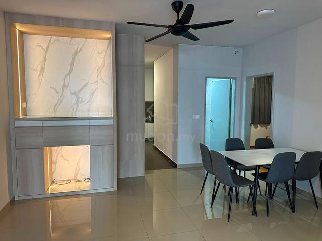 Admiral Residences 1