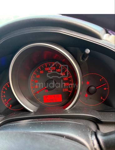 2014 Honda JAZZ 1.5 S FACELIFT (A) - 4
